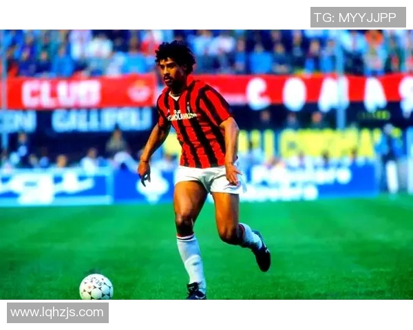 泰国男生最帅足球明星的魅力与风采揭秘