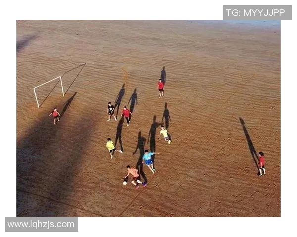 昆凌热爱足球明星背后的故事与她的足球情缘揭秘